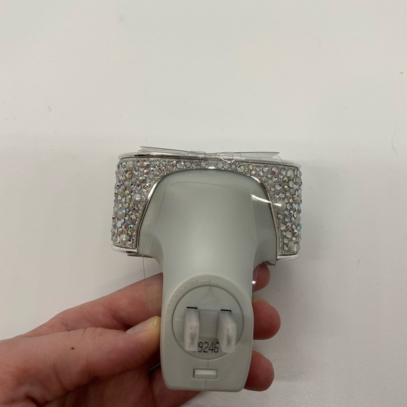 2 B&BW sent switching wallflowers - Picture 3 of 5